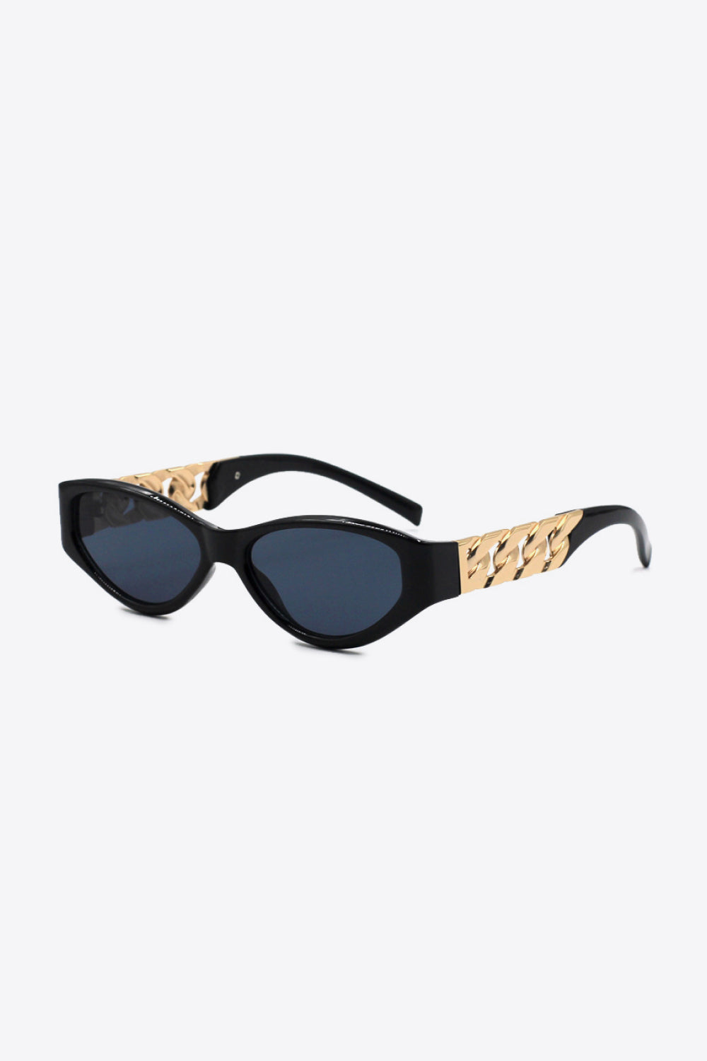 Chain Detail Temple Cat Eye Sunglasses - Black / One Size Wynter 4 All Seasons