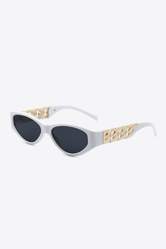 Chain Detail Temple Cat Eye Sunglasses - White / One Size Wynter 4 All Seasons