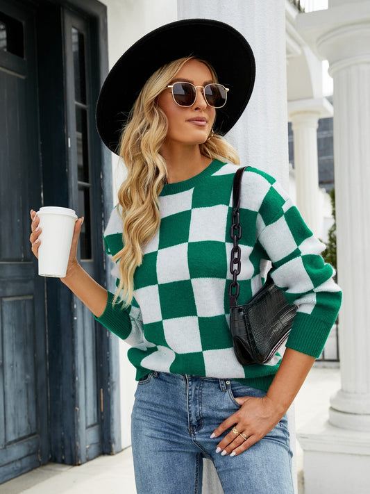 Checkered Round Neck Sweater - Green / S Wynter 4 All Seasons