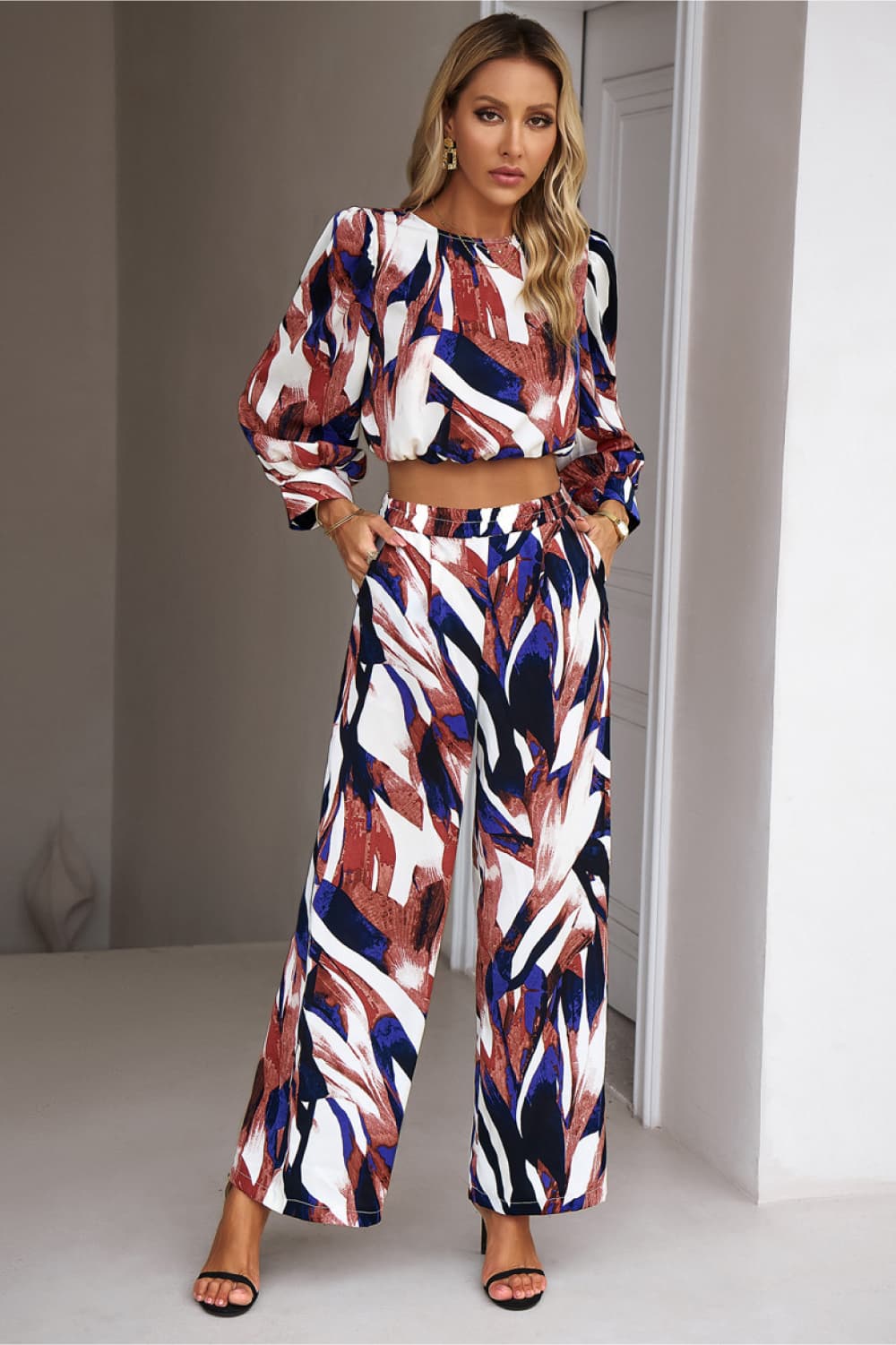 Printed Cropped Top and Pants Set - Chestnut / S Wynter 4 All Seasons