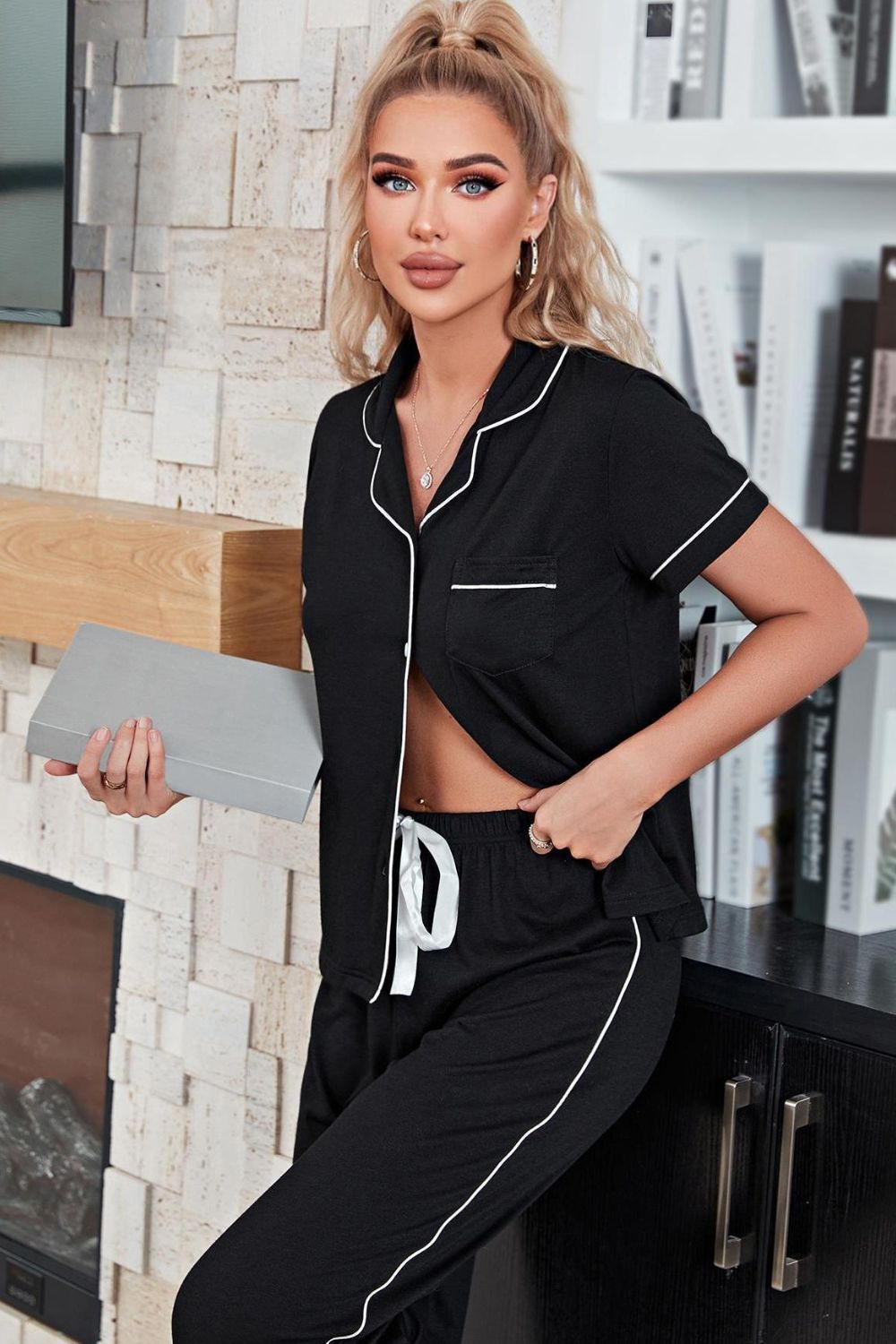 Contrast Piping Short Sleeve Top and Pants Pajama Set - Apparel & Accessories Girl Code