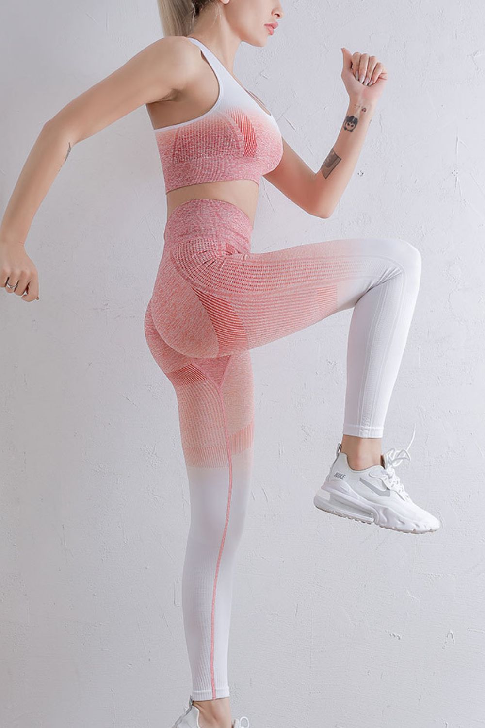 Gradient Sports Bra and Leggings Set - White/Pink / S Wynter 4 All Seasons